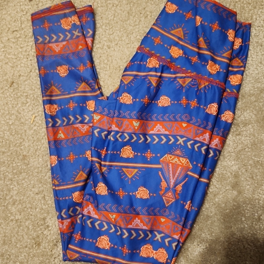 Teeki Pants Womens Size XS Athletic Workout Roses Leggings Floral Artsy